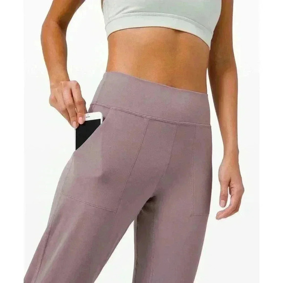 Lululemon Align Jogger Crop *23" Lunar Rock Sz 2 RARE - Picture 6 of 6